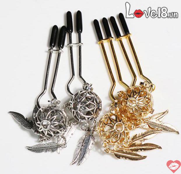  Bỏ sỉ Bộ kẹp vú bạo dâm gắn charm có đèn phát sáng  nhập khẩu 
